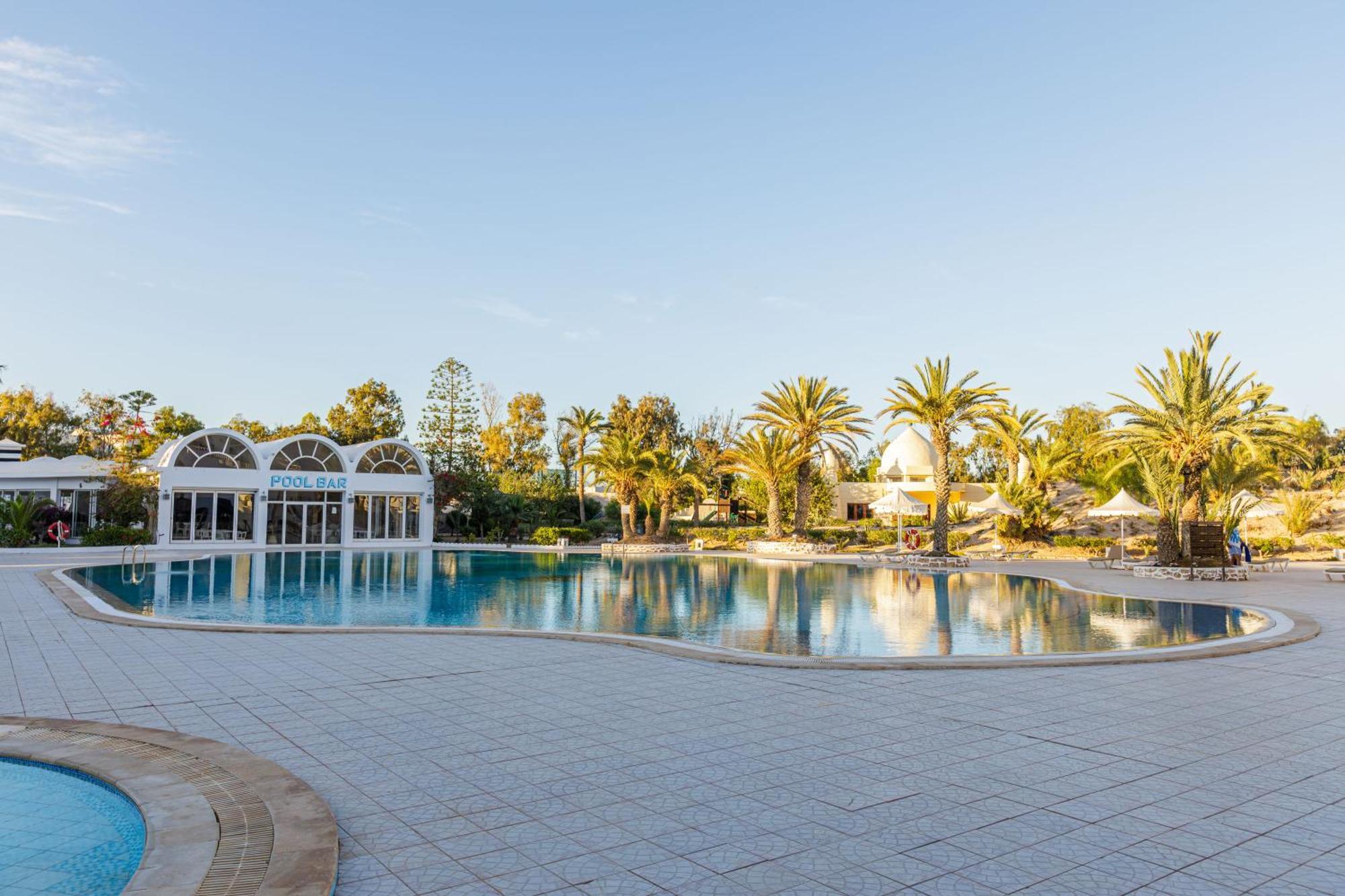 Iris Hotel & Thalasso Mezraia Exteriér fotografie